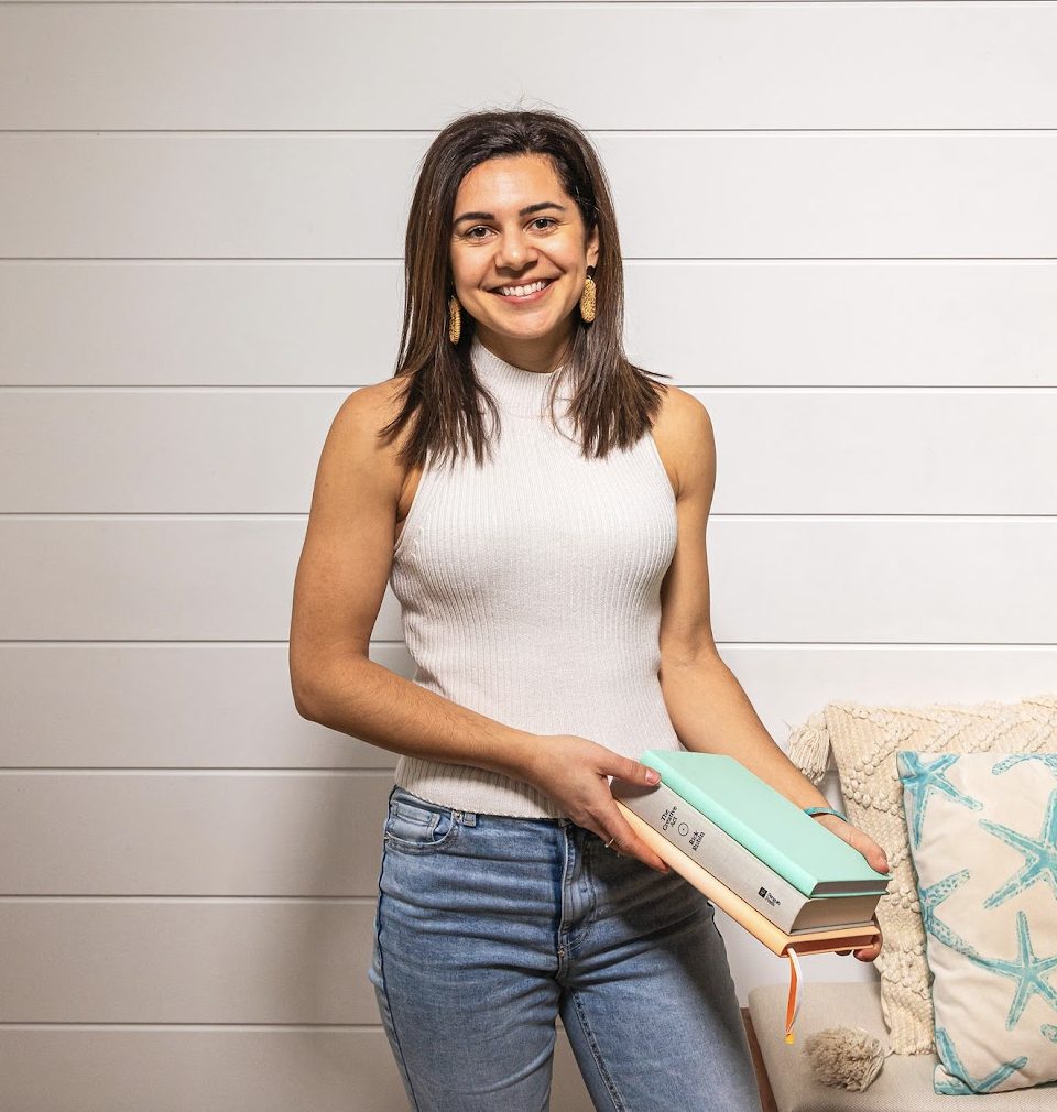 📚 10 Books That Helped Me Cross the Bridge: from self-doubt to self-trust